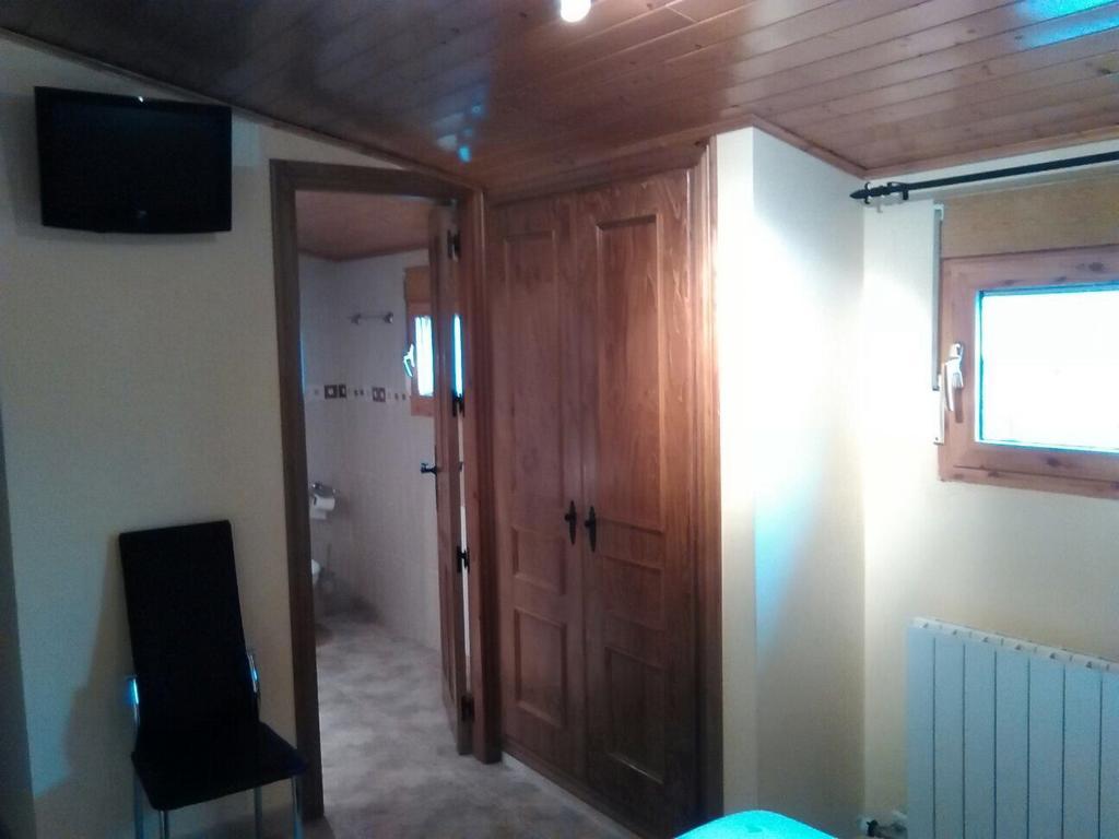 Apartamentos Turisticos Rosario Camarena de la Sierra Cameră foto