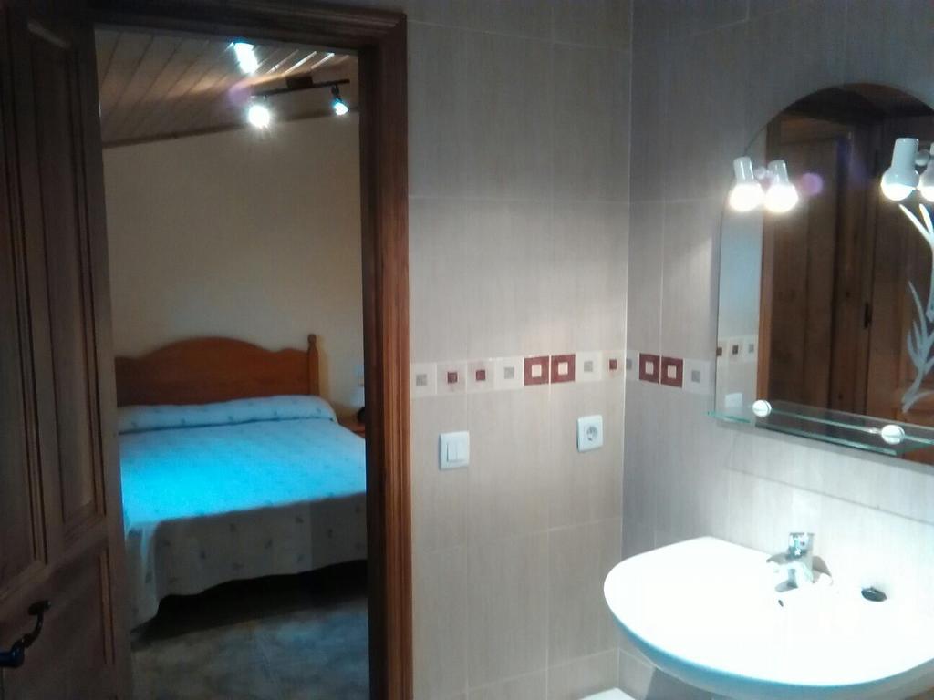 Apartamentos Turisticos Rosario Camarena de la Sierra Cameră foto